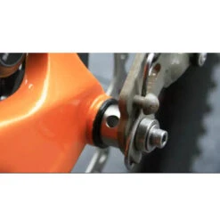 Axe Traversant 12 Mm Pour Remorque Vélo BOB 10 Axe Traversant 12 Mm Pour Remorque Vélo BOB -Magasin D'accessoires De Vélo axe traversant 12 mm pour remorque velo bob full 3