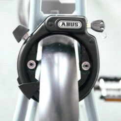 Bandes De Serrage Sur Haubans Pour Antivol De Cadre - Abus -Magasin D'accessoires De Vélo bandes de serrage sur haubans pour antivol de cadre abus full 4