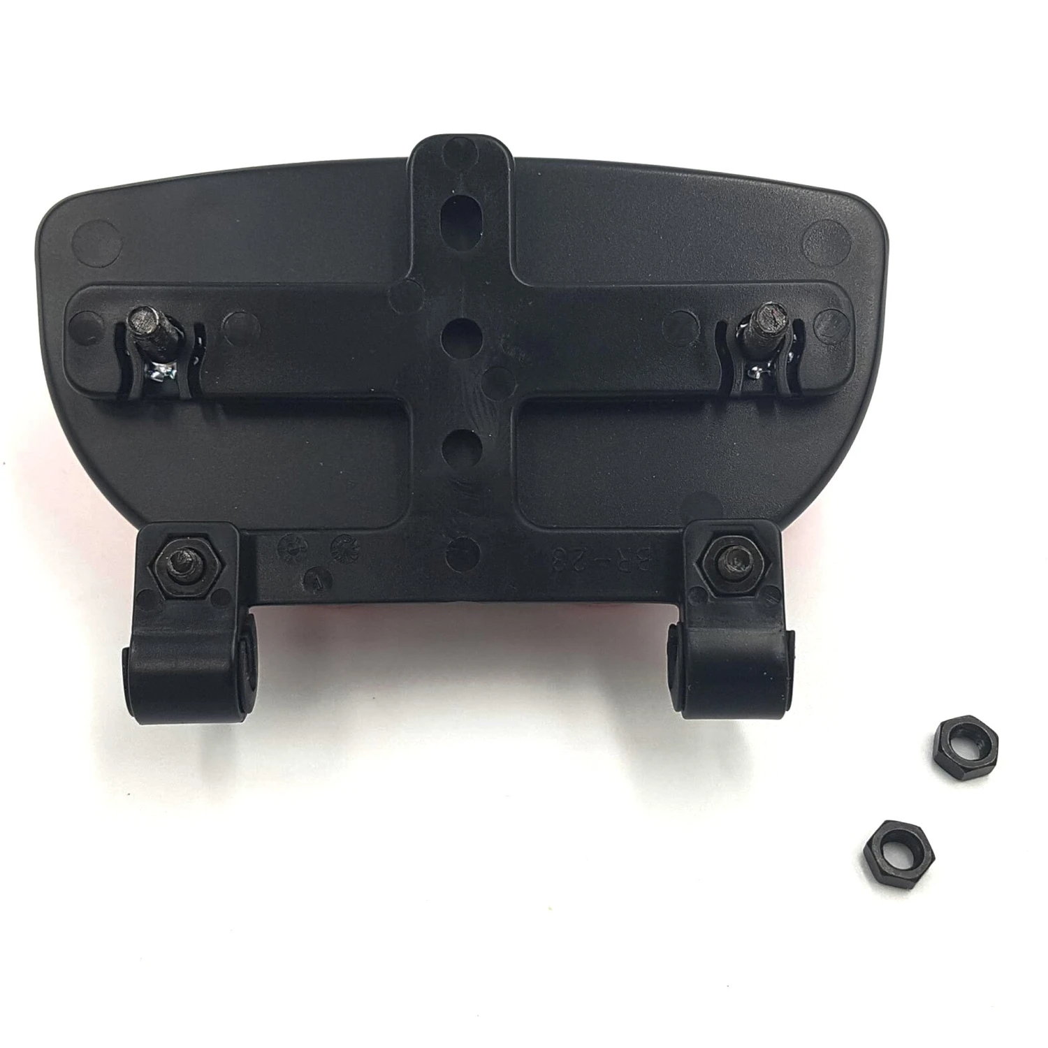 Eclairage Arrière Et Catadioptre Sur Porte-bagage De Vélo 4 Eclairage Arrière Et Catadioptre Sur Porte-bagage De Vélo – Image 2