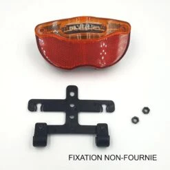 Eclairage Arrière Et Catadioptre Sur Porte-bagage De Vélo 9 Eclairage Arrière Et Catadioptre Sur Porte-bagage De Vélo -Magasin D'accessoires De Vélo feu qlite2