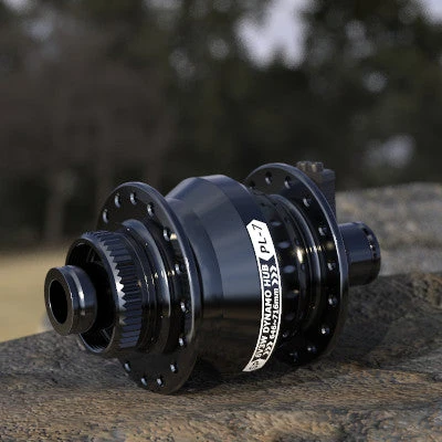 Moyeu Dynamo Roue Vélo Frein à Disque PL-7 Shutter Precision 7 Moyeu Dynamo Roue Vélo Frein à Disque PL-7 Shutter Precision – Image 5