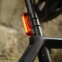 Phare Arrière Vélo Rechargeable USB Slimline Ultratorch Oxford -Magasin D'accessoires De Vélo phare arriere velo rechargeable usb slimline ultratorch oxford full 3