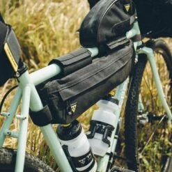 Sacoche De Cadre Pour Vélo MidLoader 3L - Topeak -Magasin D'accessoires De Vélo sacoche de cadre pour velo midloader 3l topeak full 3
