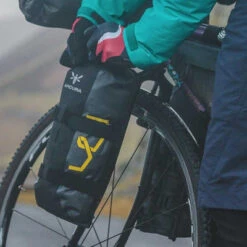Sacoche Fourche Vélo Apidura Expedition Pour Bikepacking 4.5 L -Magasin D'accessoires De Vélo sacoche fourche velo apidura expedition pour bikepacking 4 5 l full 6